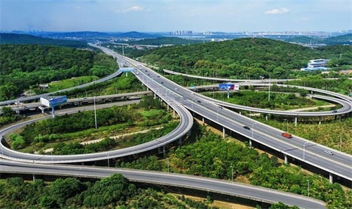 临泽钢筋套筒应用于高速公路